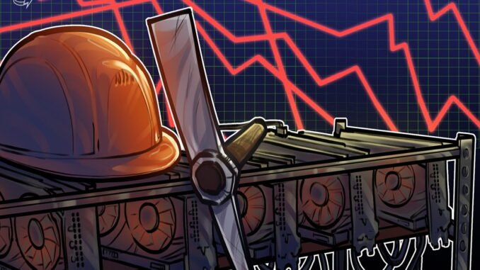 Monthly Bitcoin production drops as miners fight rising hashrate Monthly Bitcoin production drops as miners fight rising hashrate
