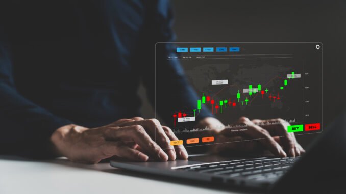 SOL Inflows Now At Same Rate As XRP's Solana & XRP