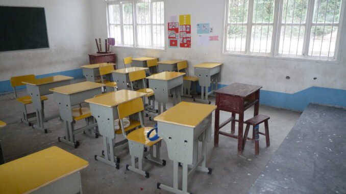 Illustrative image for article on teachers use ai in england