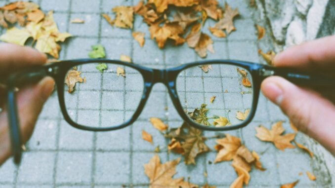 Human-in-the-loop work drives AI powering Alibaba’s smart glasses